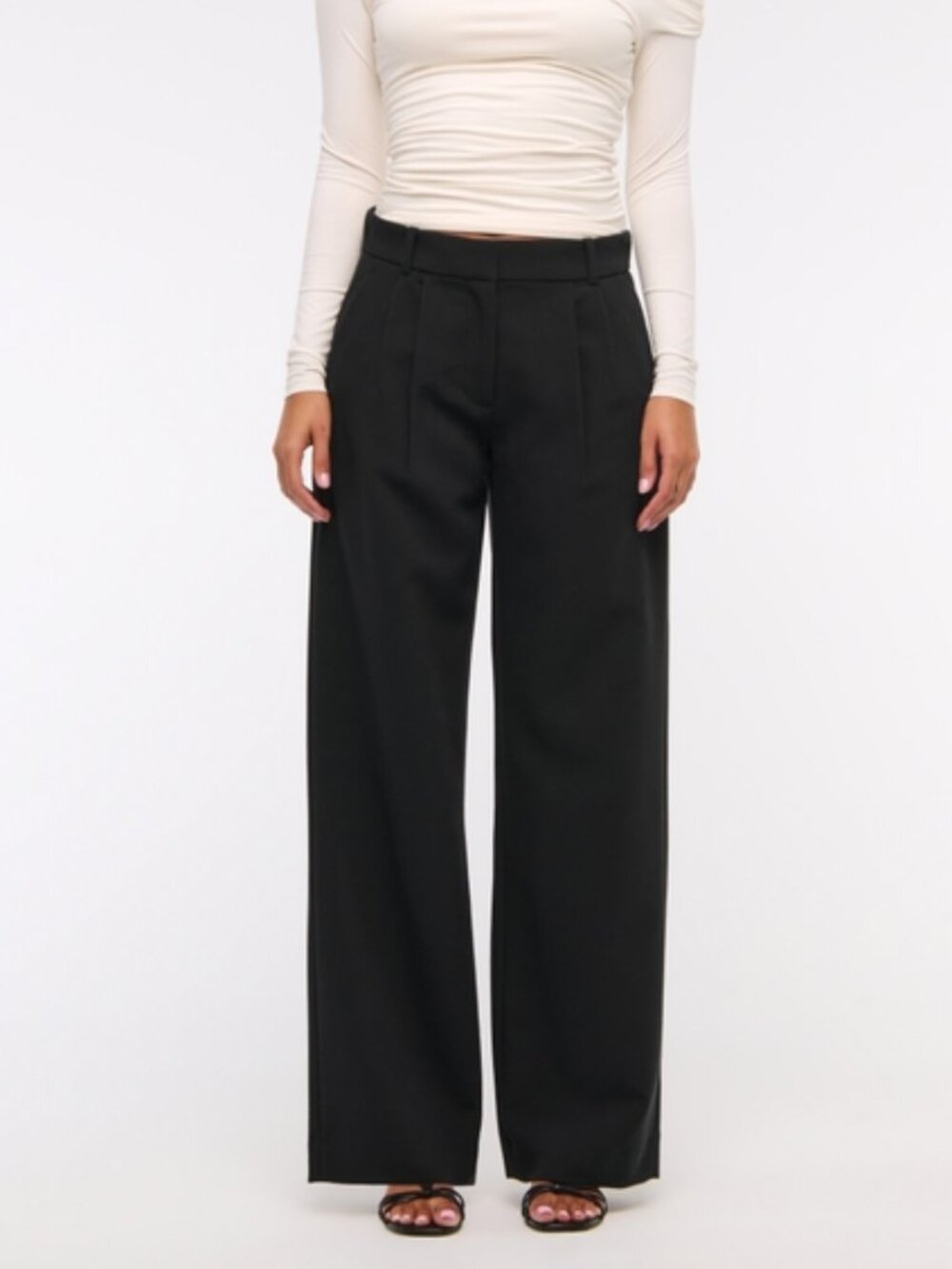 Abercrombie & Fitch Sloane Low Rise Tailored Wide Leg Pant